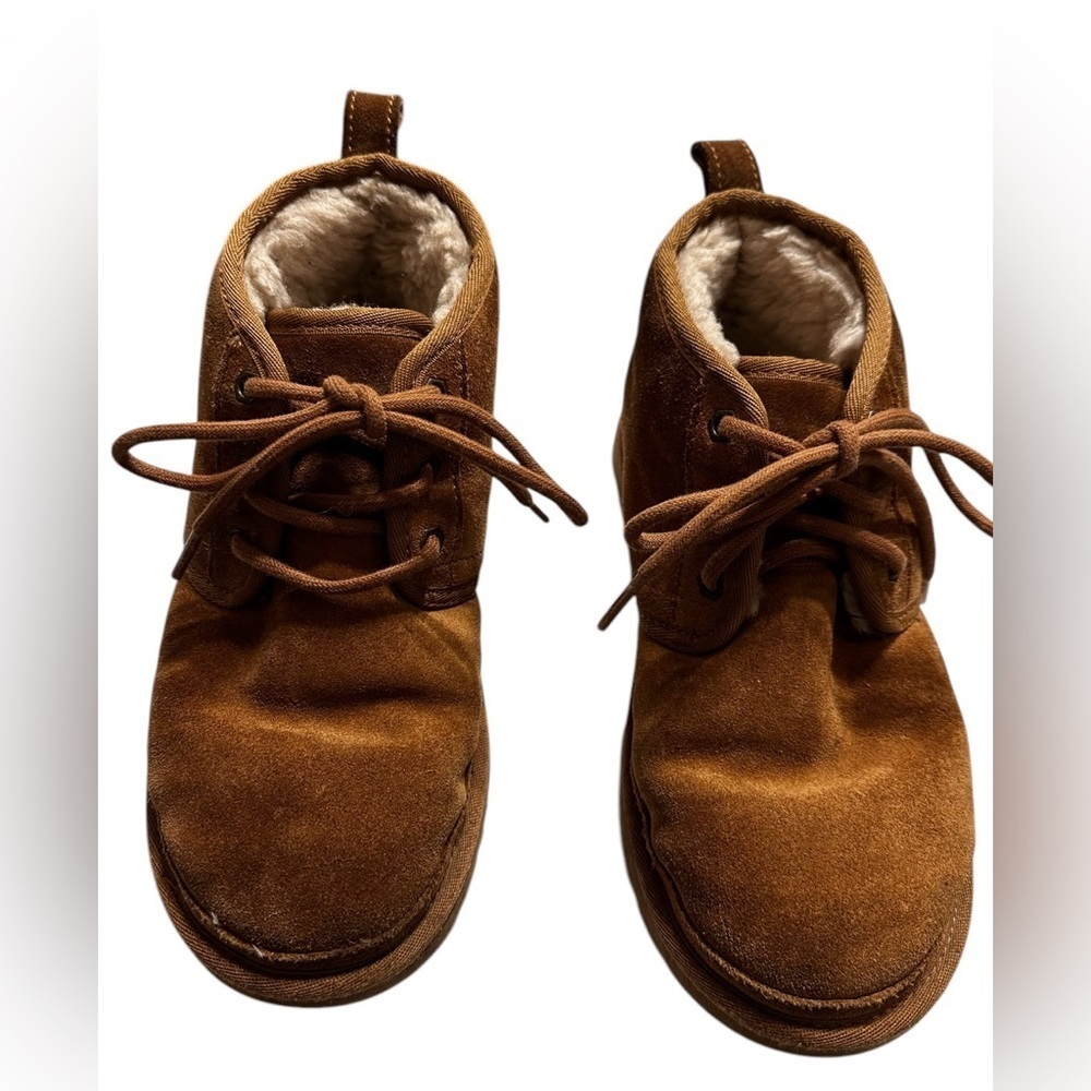 UGG womens Neumel Boot Sherpa lined